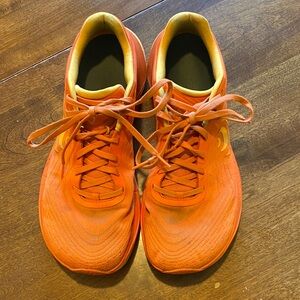 Topo Athletic Ultrafly 5 size 12